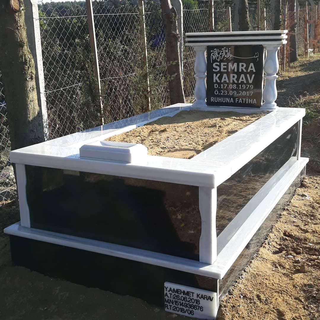 Afyon Şeker mermerinden yapılmış asalet serisi mezar taşı